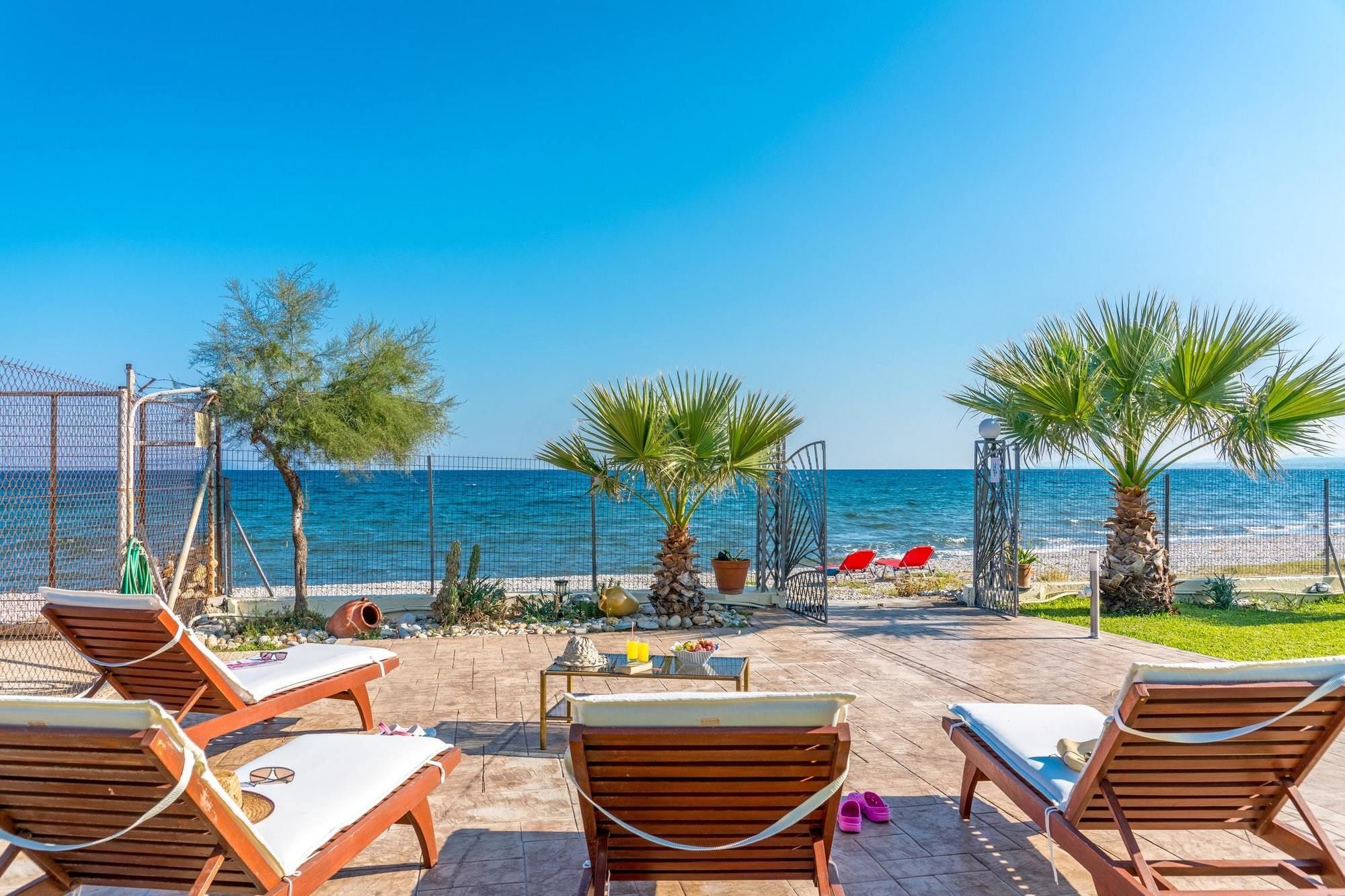 Maria'S Seaside Villa - House With 3 Rooms In Marathon, With Wonderful エクステリア 写真