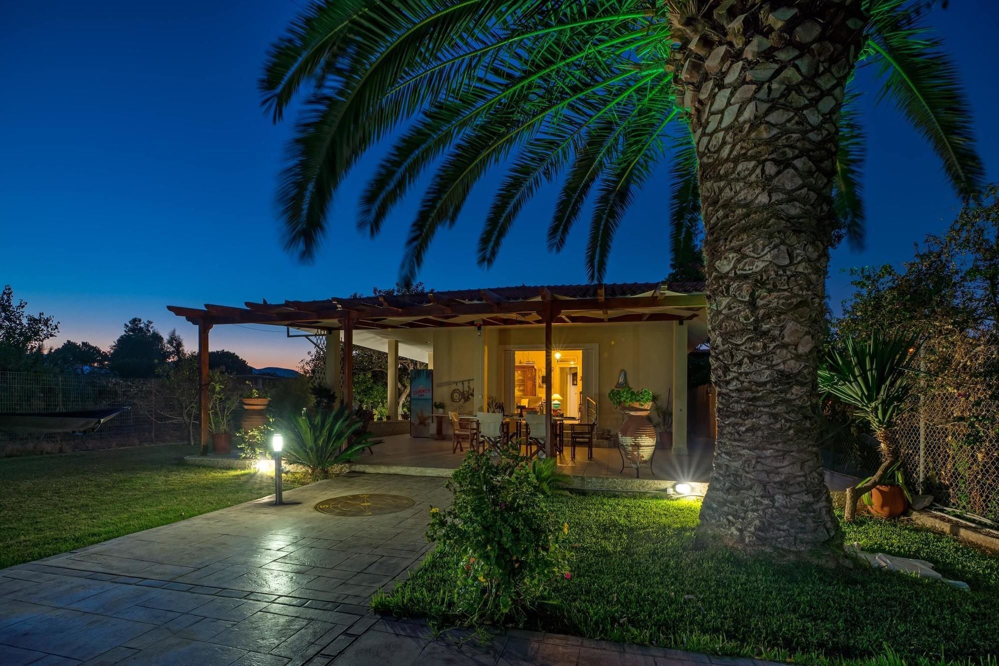 Maria'S Seaside Villa - House With 3 Rooms In Marathon, With Wonderful エクステリア 写真